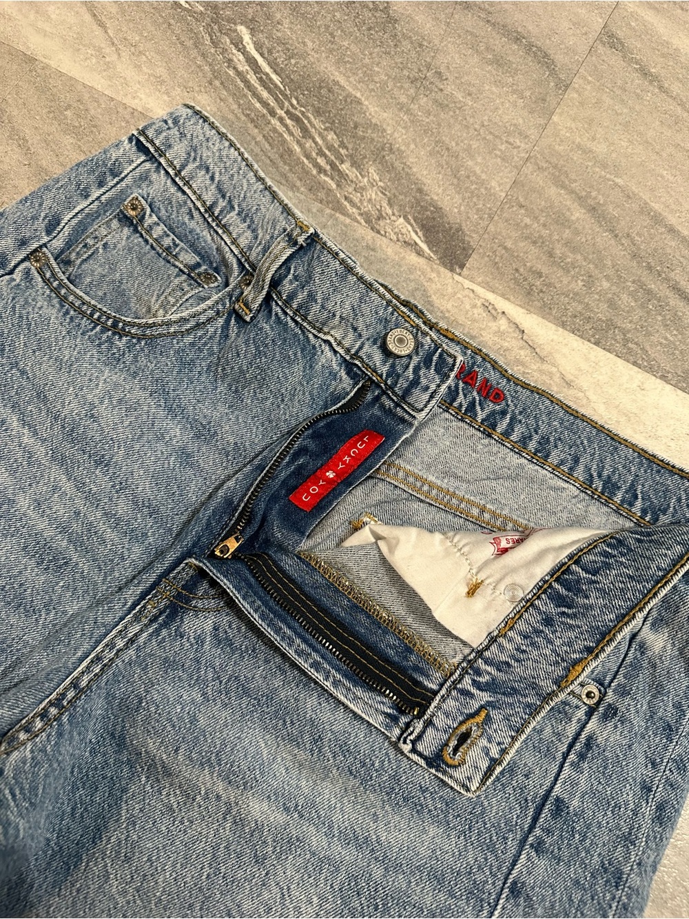 Lucky Brand Barrel Leg Jeans 8/29 - Picture 2 of 5